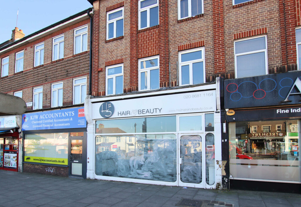 The Broadway, Beddington