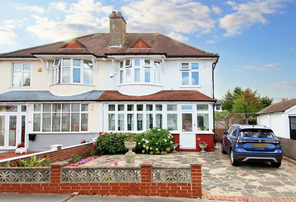 Bennetts Way, Shirley