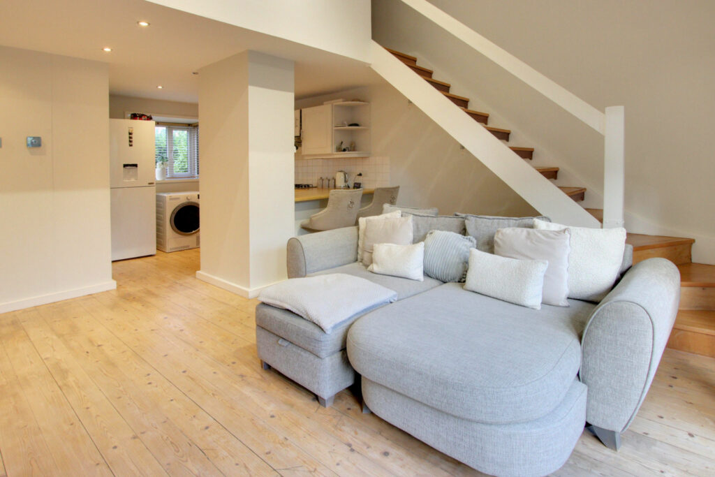 Tulip Close, Shirley Oaks Village