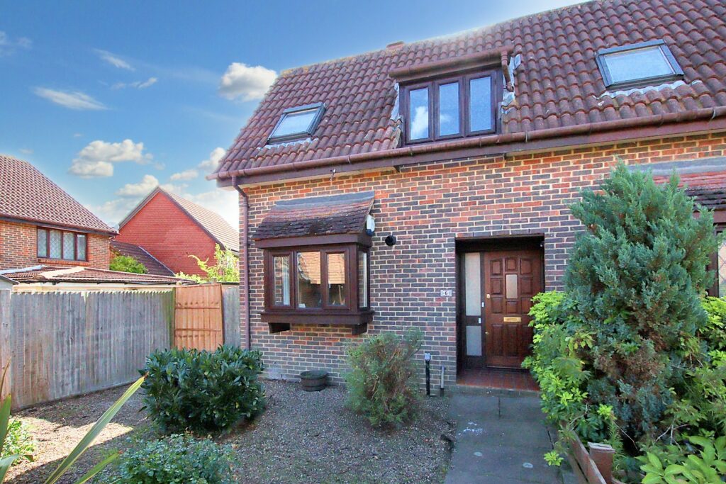 Tulip Close, Shirley Oaks Village