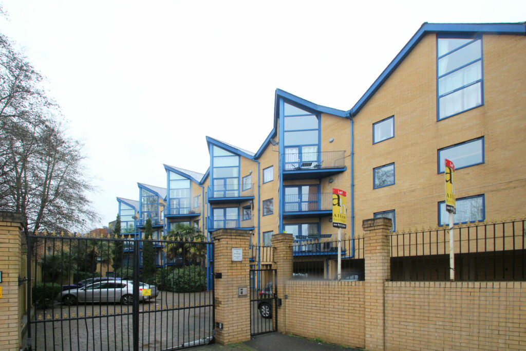 St James Court, Edison Road, Bromley