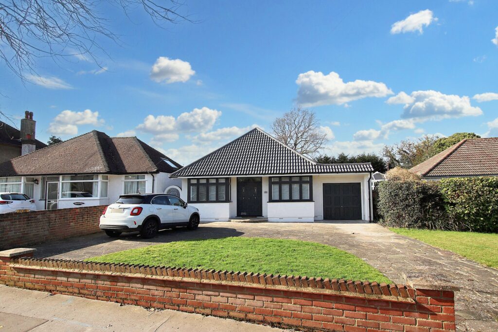 Cheston Avenue, Shirley